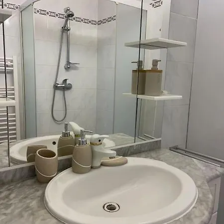 7mn From The Center/ Pool/parking Apartment Cannes