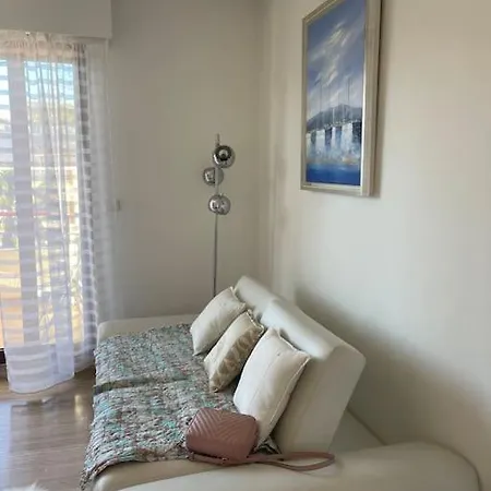 7mn From The Center/ Pool/parking *