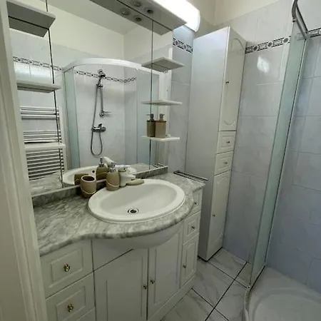 Διαμέρισμα 7mn From The Center/ Pool/parking Κάννες
