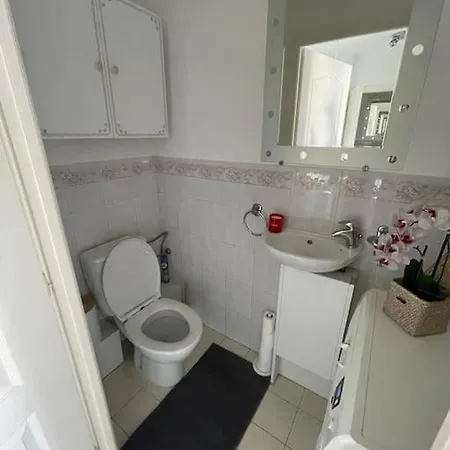 Apartmán 7mn From The Center/ Pool/parking *