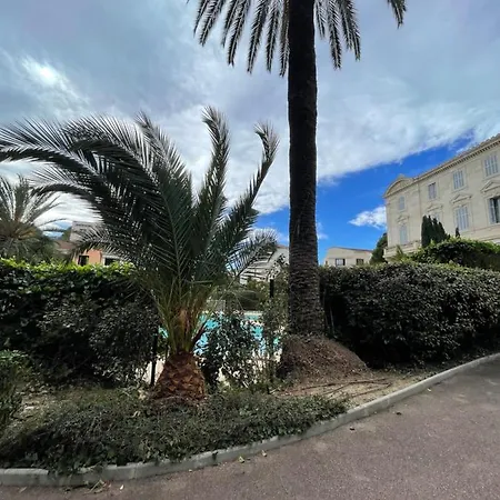7mn From The Center/ Pool/parking Διαμέρισμα *