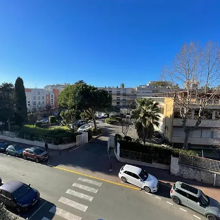 Διαμέρισμα 7mn From The Center/ Pool/parking *